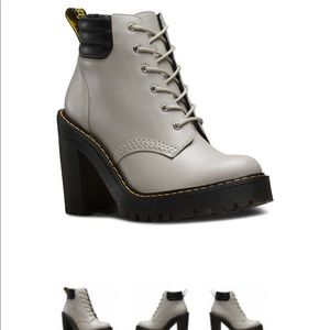 DR. MARTENS PERSEPHONE IN SOFT GREY DANIO